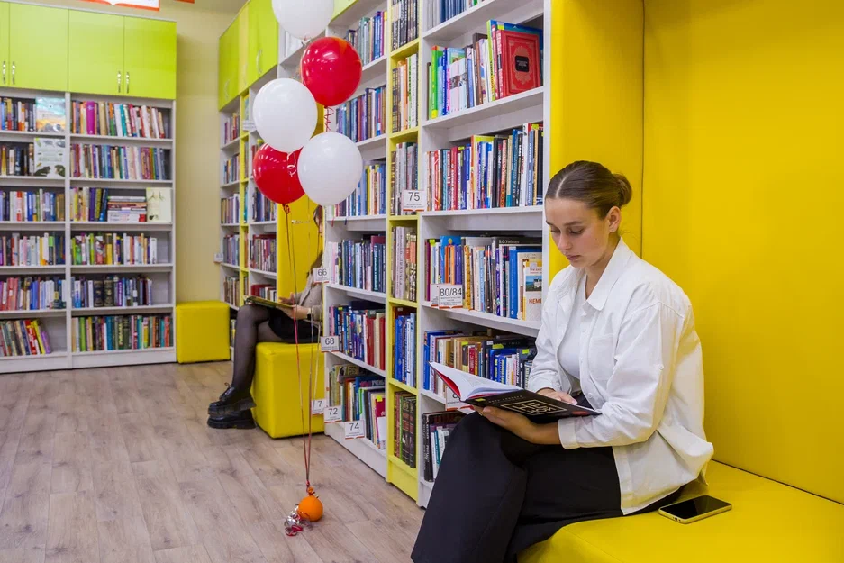 В Чистоозёрном районе начала работу первая модельная библиотека