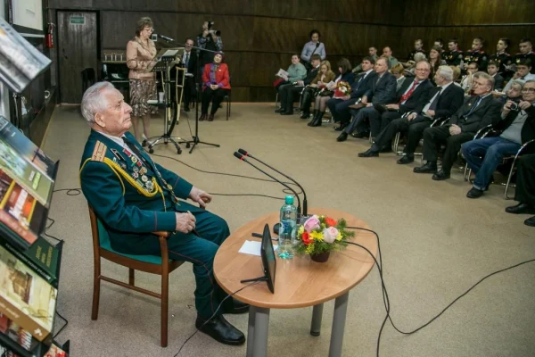 Слово о Герое