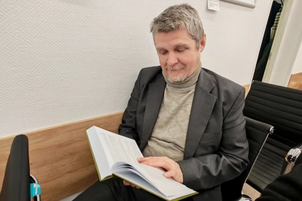 В сибирскую метель — за новой книгой: в НГОНБ представили издания 2025 год