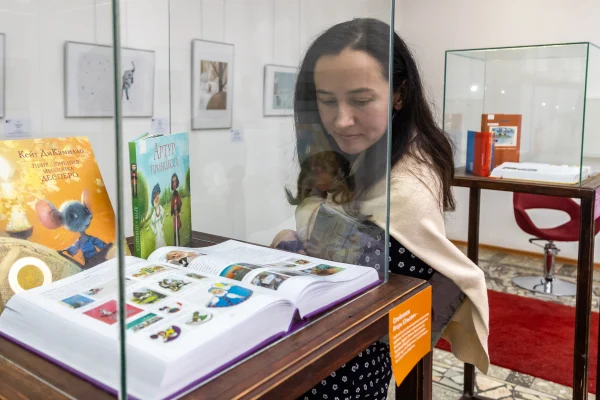 Книжно-иллюстративная выставка «Двенадцать месяцев IBBY»